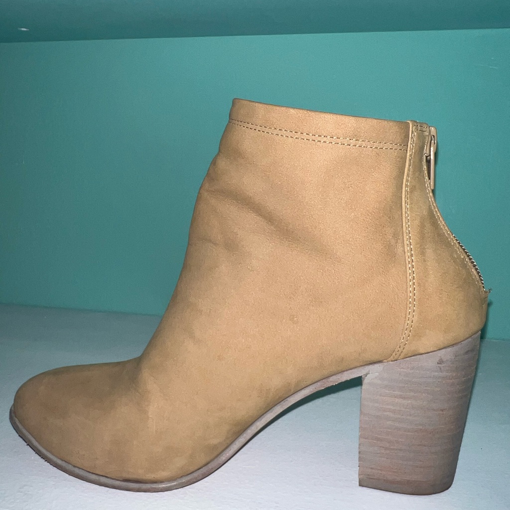 Chocolat Blu Tan Ankle Boots With Suede Finish Made In Brazil